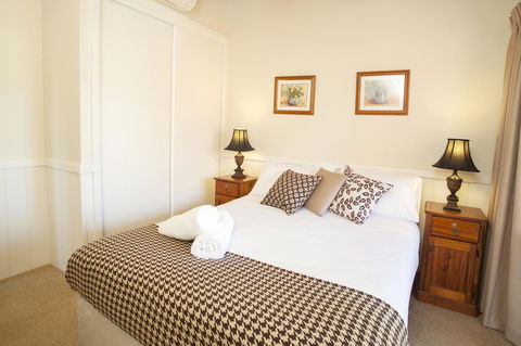 Beechworth Cedar Cottages - Northern Rivers Accommodation 7