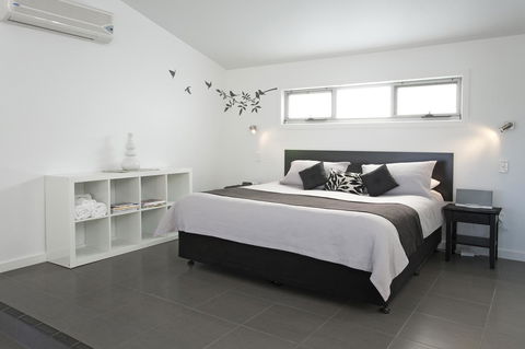 Anchors Port Campbell - Northern Rivers Accommodation 9