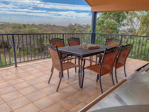 The Curly Seahorse - Northern Rivers Accommodation 2