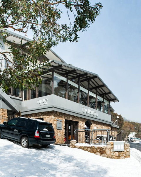 The Denman Hotel In Thredbo - Northern Rivers Accommodation 3
