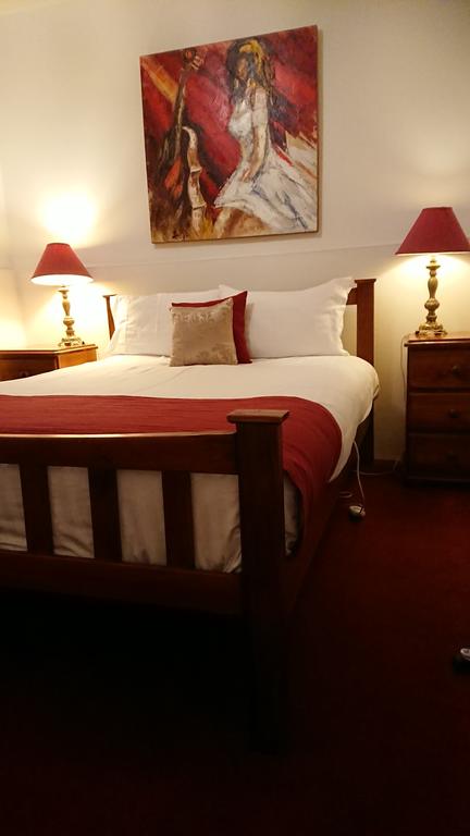 The Empire Hotel - Northern Rivers Accommodation 3