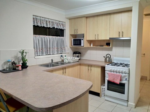 The Fawzi Holiday Home Perth - Northern Rivers Accommodation 3
