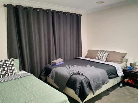 The Fawzi Holiday Home Perth - Northern Rivers Accommodation 2