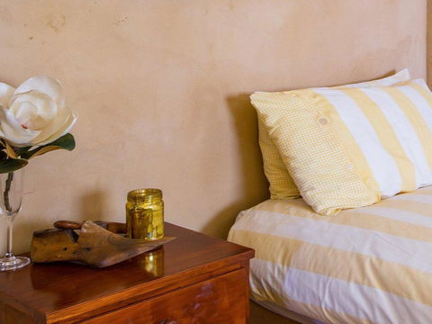 The Farmhouse - Grape Vines And Rolling Green Hills - Northern Rivers Accommodation 3