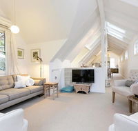 The Gatehouse - Light filled cottage in the leafy suburb of Hawthorn - Northern Rivers Accommodation