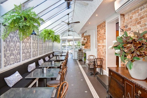 The Hughenden Boutique Hotel - Northern Rivers Accommodation 1