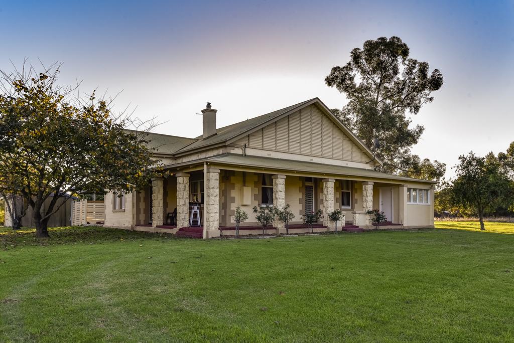 Bool Lagoon SA Northern Rivers Accommodation