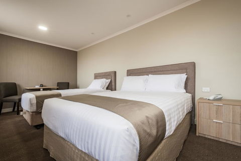 The Lighthouse Hotel - Northern Rivers Accommodation 3