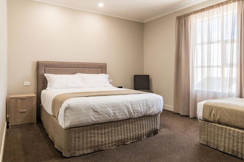 The Lighthouse Hotel - Northern Rivers Accommodation 0