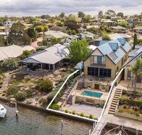 The Loft - Waterfront with Private Pool - Northern Rivers Accommodation