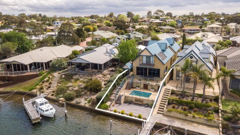 The Loft - Waterfront With Private Pool - Northern Rivers Accommodation 0