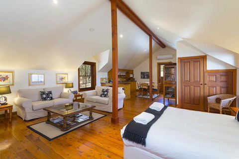 The Mews Studio - Northern Rivers Accommodation 1