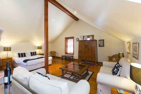 The Mews Studio - Northern Rivers Accommodation 2