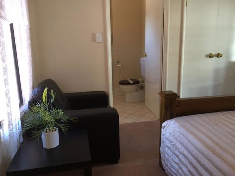 The Nosh & Nod - Howick Street - Northern Rivers Accommodation 2