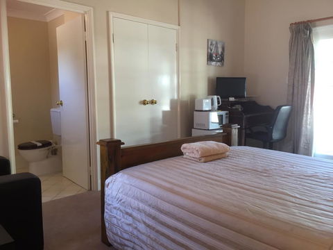 The Nosh & Nod - Howick Street - Northern Rivers Accommodation 3
