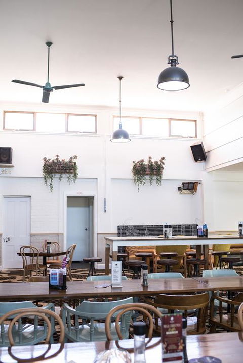 The Oaks Hotel - Northern Rivers Accommodation 3