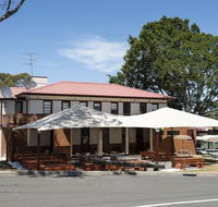 The Oaks Hotel - Northern Rivers Accommodation