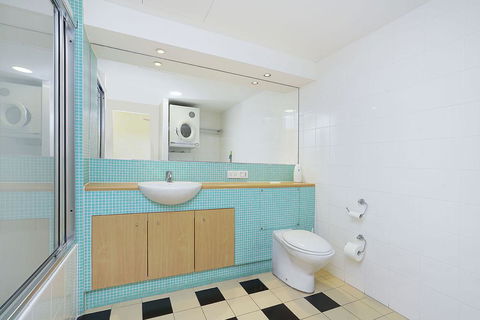 The Oaks Waterfront Resort, Unit 105 - Northern Rivers Accommodation 1