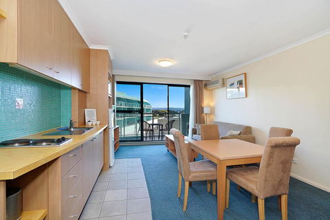 The Oaks Waterfront Resort, Unit 414 - Northern Rivers Accommodation 1