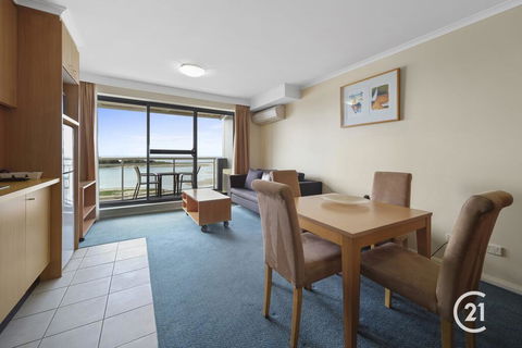 The Oaks Waterfront Resort, Unit 511 - Northern Rivers Accommodation 2