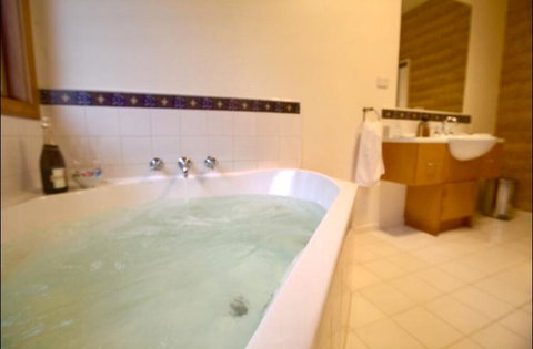 The Orchard Luxury Accommodation - Northern Rivers Accommodation 2