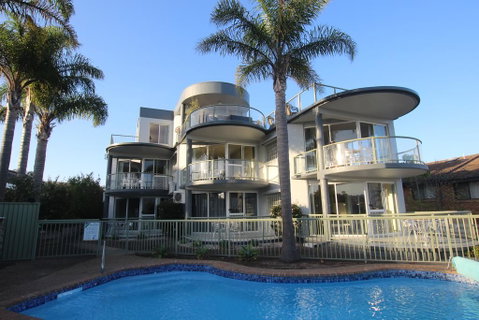 The Palms Apartments - Northern Rivers Accommodation 1