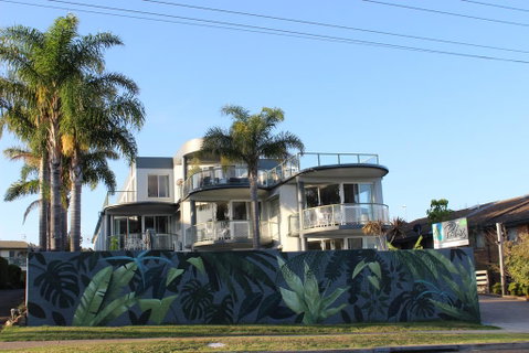 The Palms Apartments - Northern Rivers Accommodation 0