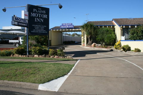 The Plains Motor Inn - Northern Rivers Accommodation 0