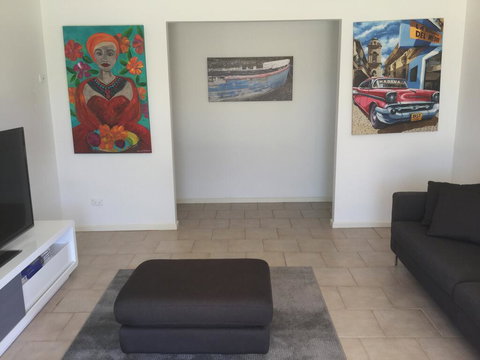 The Red Door - Northern Rivers Accommodation 1