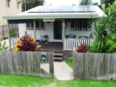 The Red Sparrow - Northern Rivers Accommodation 0