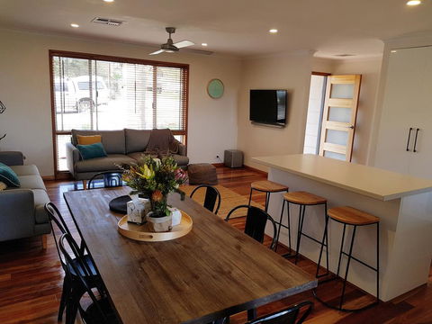 The Salty Gum - Maslin Beach - Northern Rivers Accommodation 0