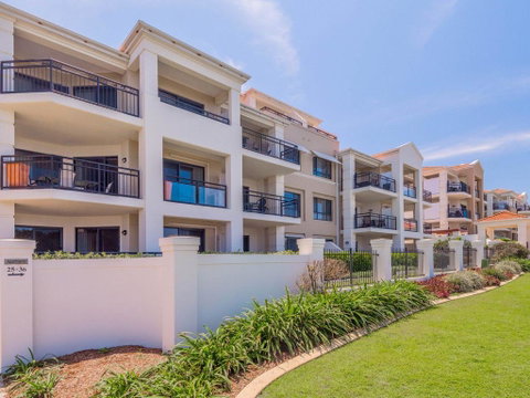 The Sands Unit 28 - Straight Across The Road From The Beach - Northern Rivers Accommodation 1