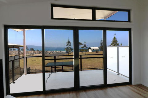 The Shore Break 6 Apartment - Northern Rivers Accommodation 0
