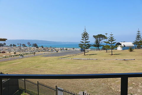 The Shore Break 6 Apartment - Northern Rivers Accommodation 1