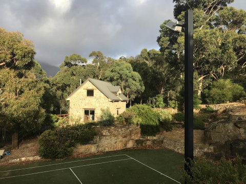 The Stone Cottage (with Tennis Court) - Northern Rivers Accommodation 2