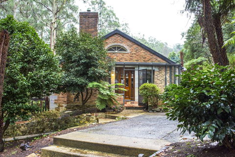 The Stone On The Hill - 3 Bedroom House - Northern Rivers Accommodation 1