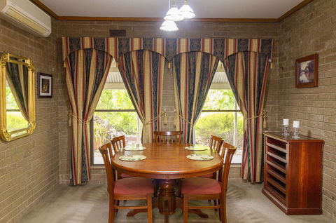 The Townhouse - Northern Rivers Accommodation 3