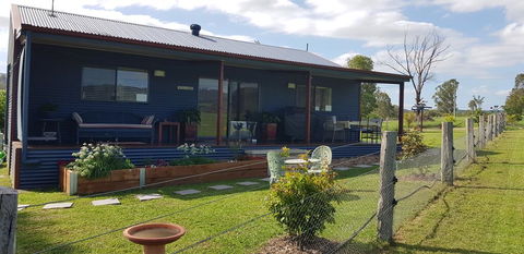 The Wattle Lodge - Northern Rivers Accommodation 0
