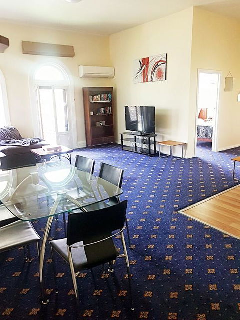 The Wharf Hotel - Northern Rivers Accommodation 3