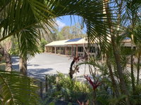 Tin Can Bay Motel