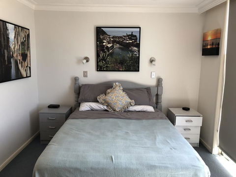 Toowoon Bay Beachfront Apartment - Northern Rivers Accommodation 3