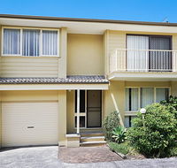 Toowoon Bay Townhouse Unit 6 - Northern Rivers Accommodation