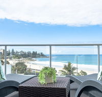 Top Floor Kings Beach Views With Private Rooftop Terrace with spa bath - Northern Rivers Accommodation