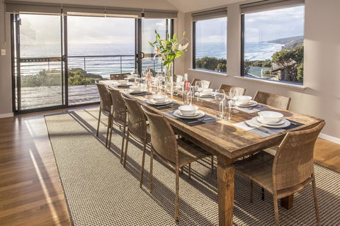 Top Of The Hill - Northern Rivers Accommodation 2