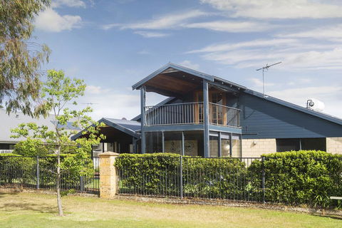 TRANQUILITY AT TROON - Northern Rivers Accommodation 1