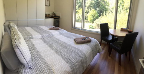 Treehouse Retreat - Northern Rivers Accommodation 1