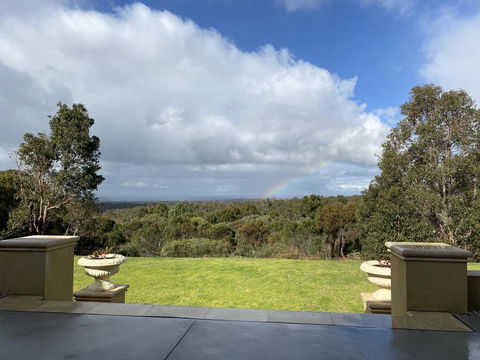 Treetops Holiday Retreat - Northern Rivers Accommodation 1