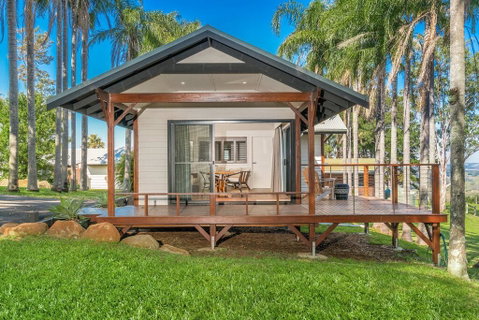 Triloka Lodges - Northern Rivers Accommodation 1