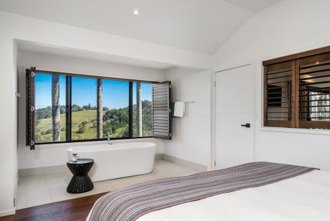 Triloka Lodges - Northern Rivers Accommodation 3