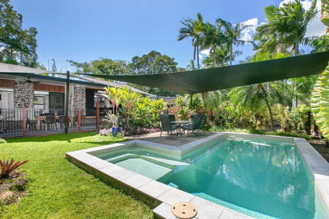 Tropical House, Pool And Extra Bungalow, 4 Bedrooms - Northern Rivers Accommodation 1